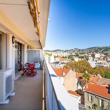 Les Antilles Avec Balcon Et Vue Panoramique